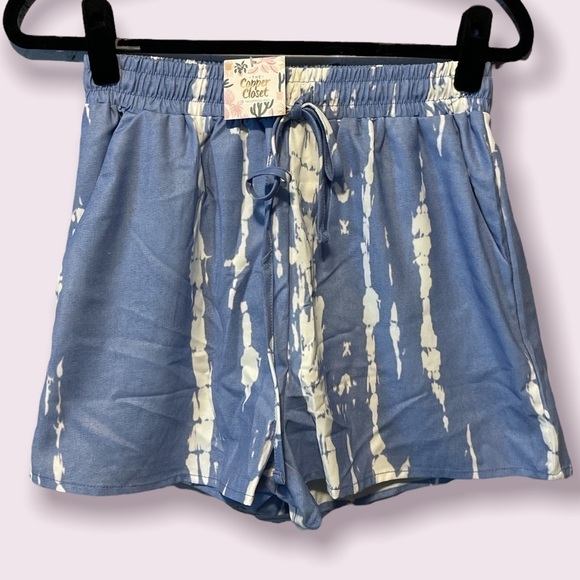 TIE Dye Shorts Size Small Elastic Stretchy Beach - Picture 1 of 6